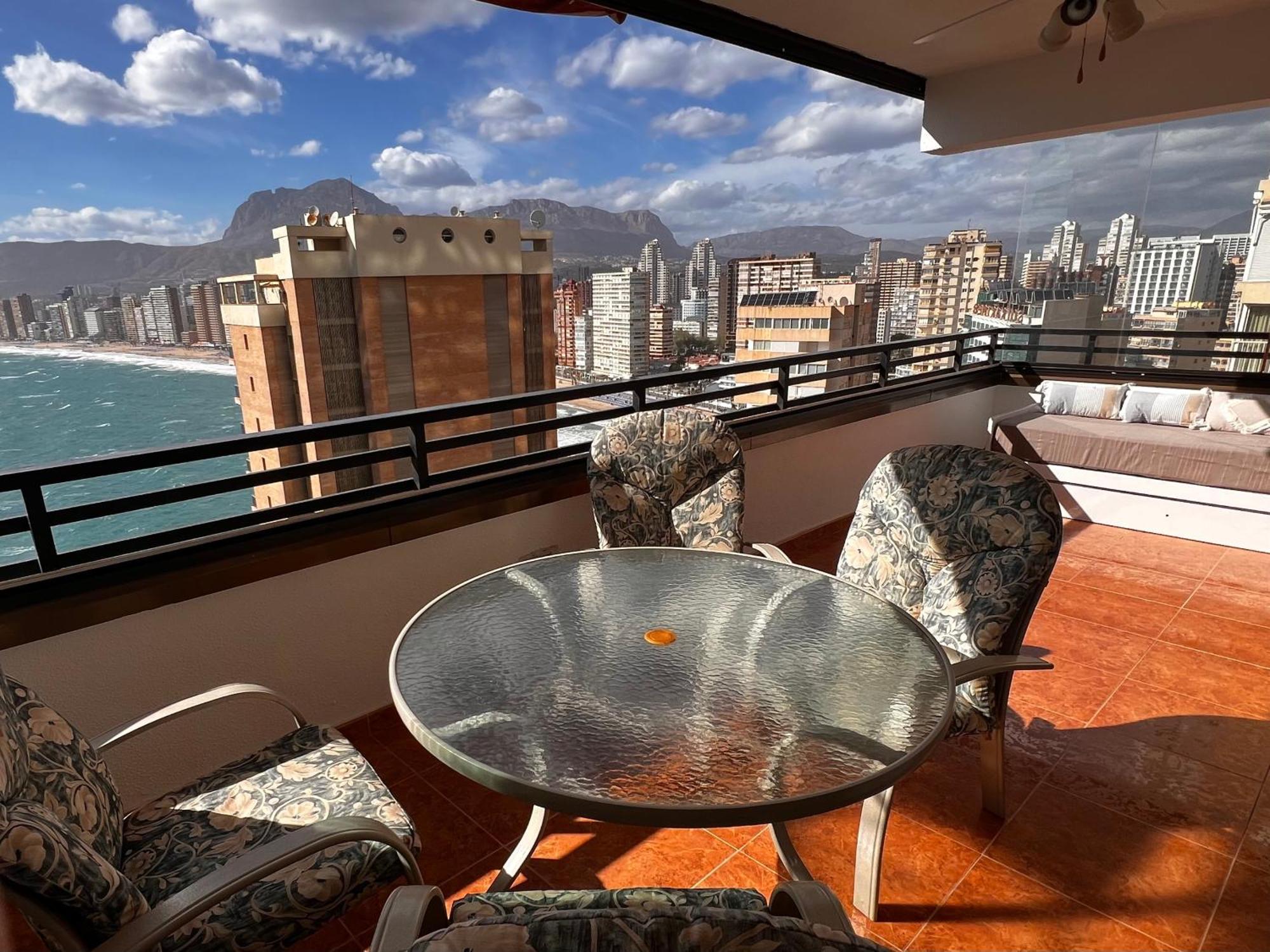 Blue Big Lagoon Trinisol2 Benidorm Exterior photo